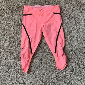 Lululemon coral crops